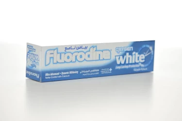 Mb. Flurorodine Oxygen White Tooth Paste 100  ML 6697