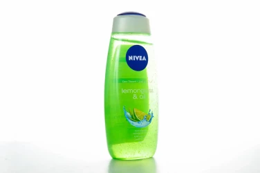 NIVEA Lemongrass & Oil Shower Gel, Caring Oil Pearls, Lemongrass Scent, 500ml