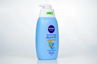 NIVEA Baby Head To Toe Shampoo & Bath, Calendula Extract, 500ml