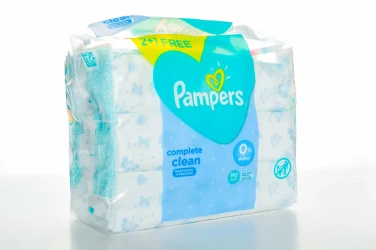 Pampers Fresh Clean Baby Wipes 2+1 Free 192 Count